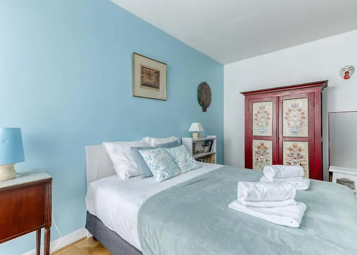 Large And Bright 2 Bdrs Flat With View - 20 Appartement